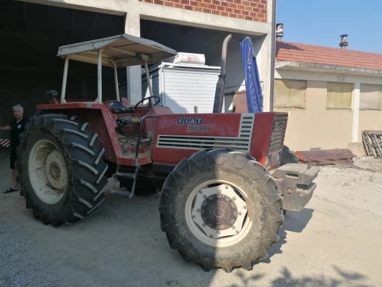 TRATTORE CAMPO APERTO FIAT 980