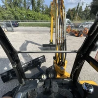 ESCAVATORE JCB 8035