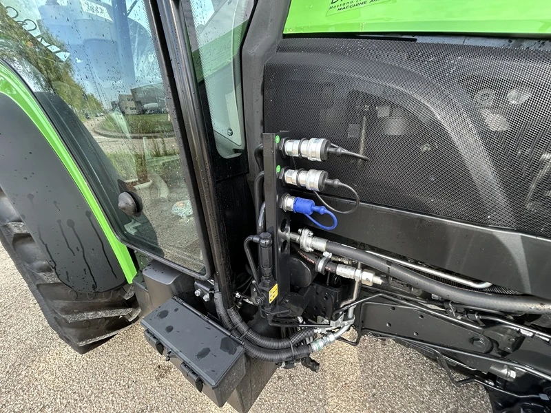 TRATTORE VIGNETO DEUTZ-FAHR 5115 DS TTV