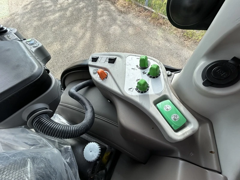 TRATTORE VIGNETO DEUTZ-FAHR 5115 DS TTV