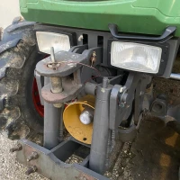 TRATTORE VIGNETO FENDT 209 F