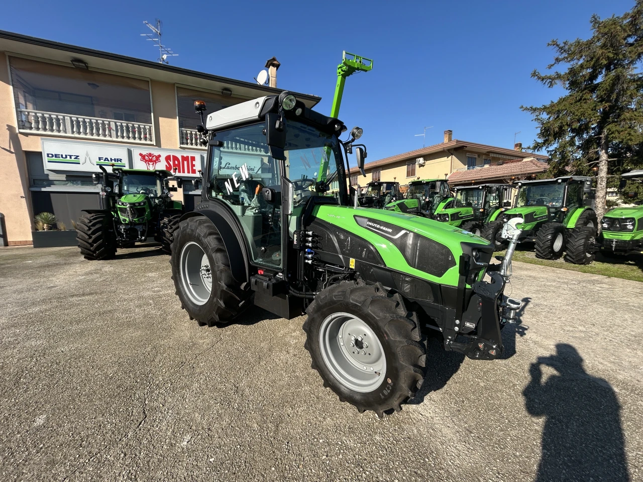 TRATTORE VIGNETO DEUTZ-FAHR 5105 DF PRO GS