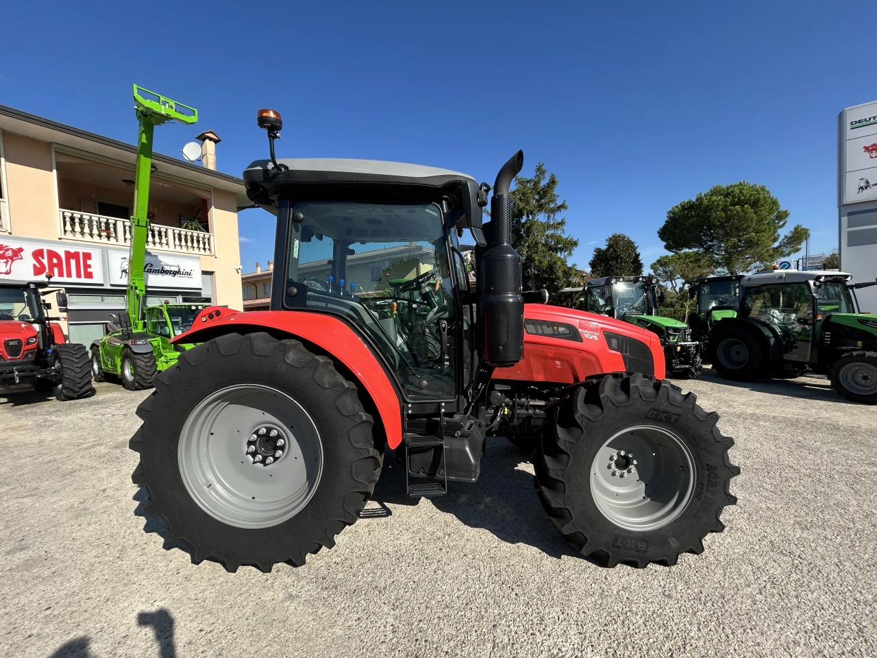 TRATTORE CAMPO APERTO SAME EXPLORER 105 GS