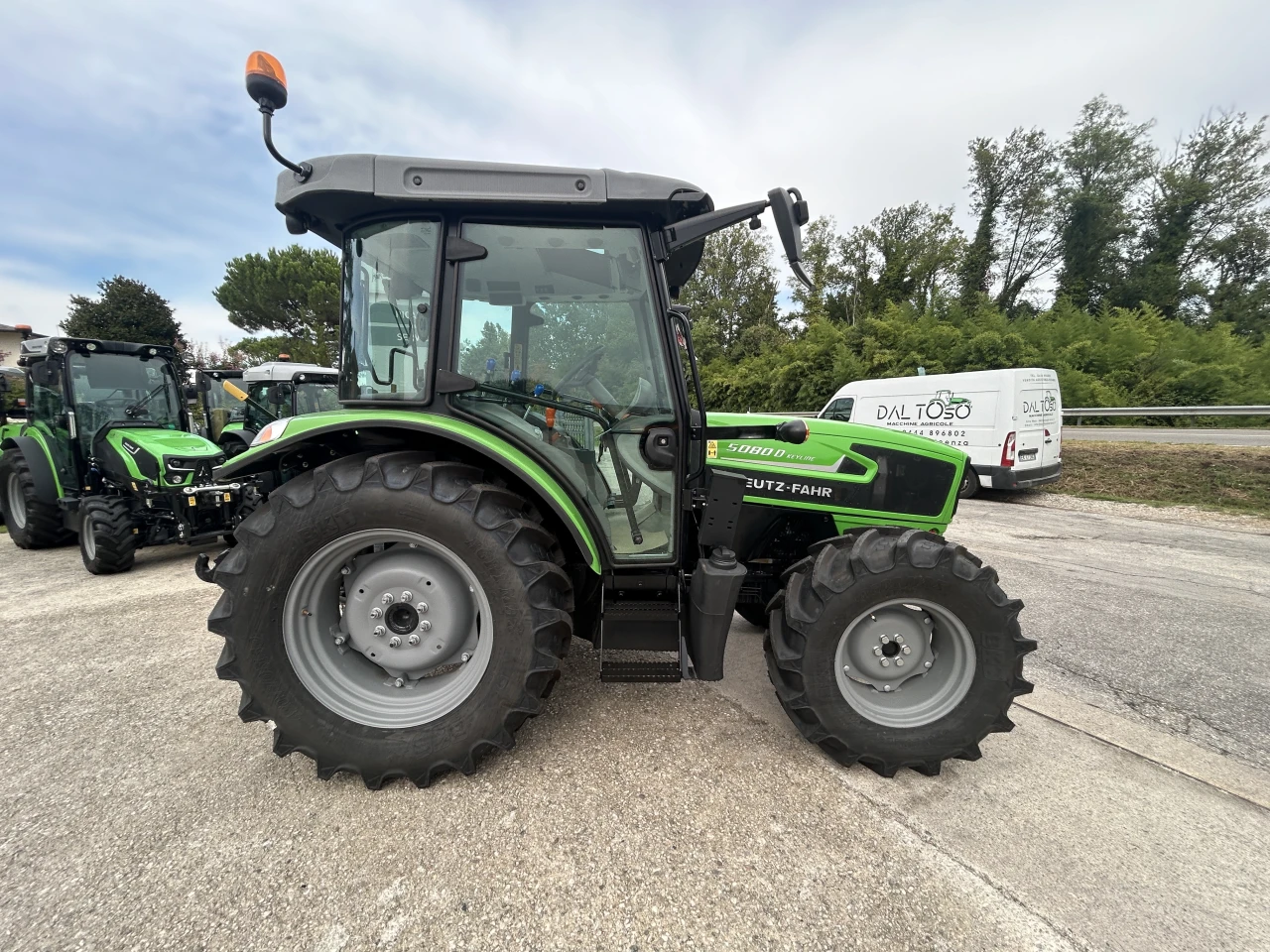 TRATTORE CAMPO APERTO 5080 D KEYLINE