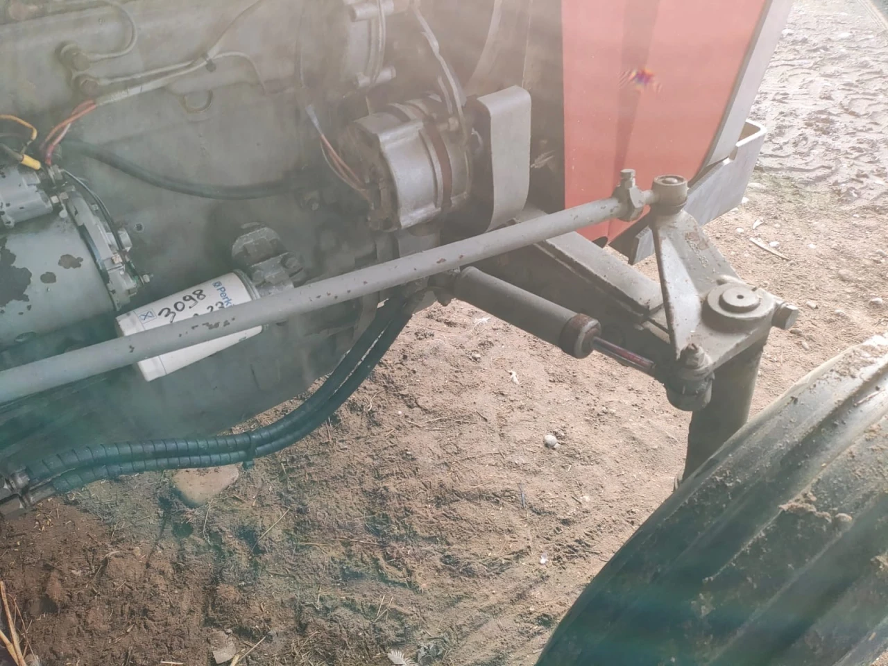 TRATTORE CAMPO MASSEY FERGUSON 260 2RM