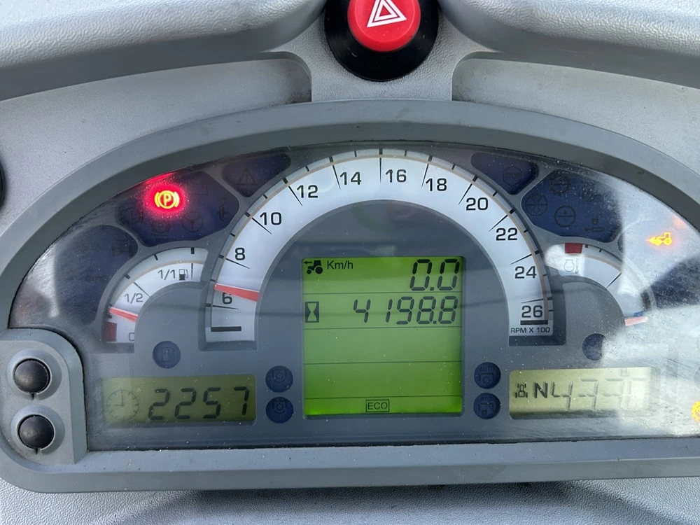 TRATTORE VIGNETO DEUTZ FAHR AGROPLUS S 430 GS