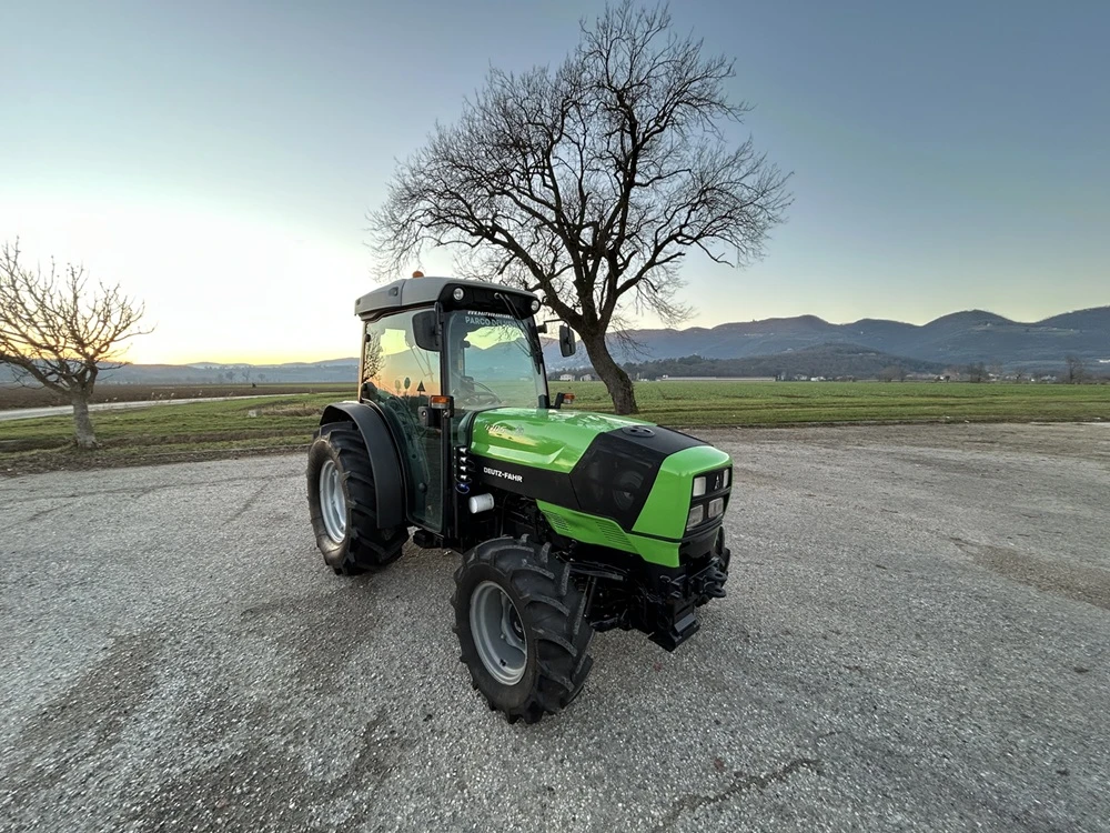 TRATTORE VIGNETO DEUTZ FAHR AGROPLUS S 430 GS