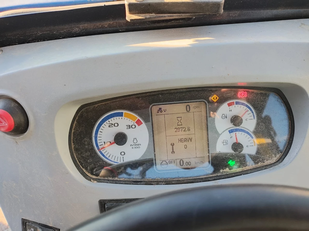 TRATTORE FRUTTTEO NEW HOLLAND T4.110 F