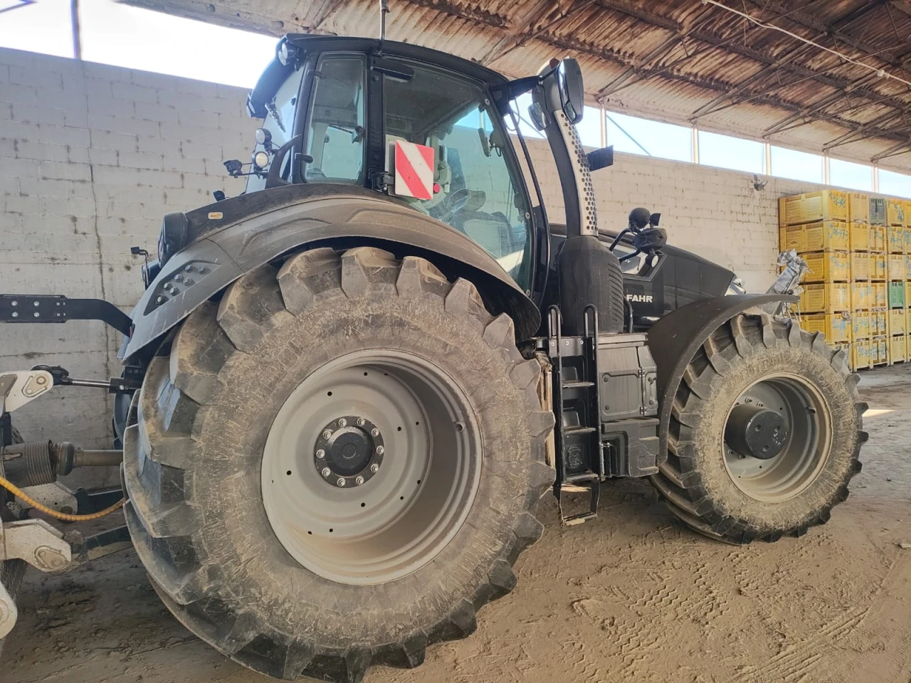 TRATTORE CAMPO APERTO DEUTZ-FAHR 9340 TTV WARRIOR