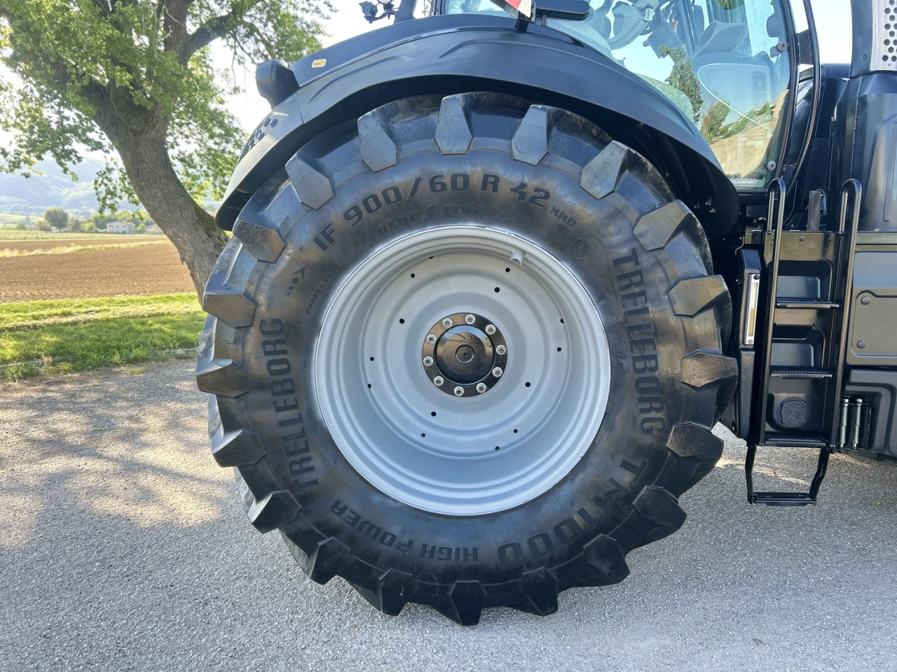 TRATTORE CAMPO APERTO DEUTZ-FAHR 9340 TTV WARRIOR