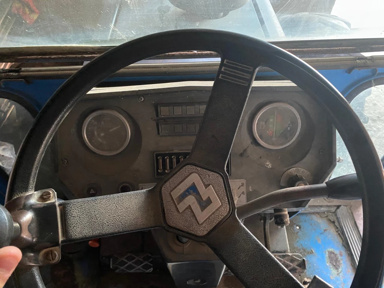 TRATTORE CAMPO APERTO LANDINI 10000 DT