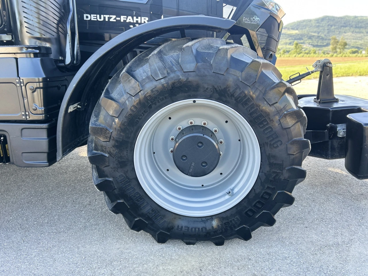TRATTORE CAMPO APERTO DEUTZ-FAHR 9340 TTV WARRIOR