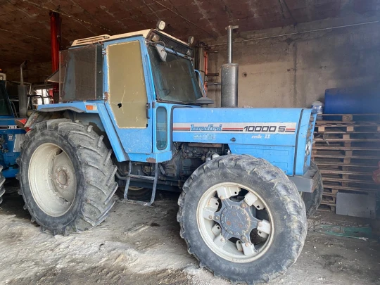 TRATTORE CAMPO APERTO LANDINI 10000 DT