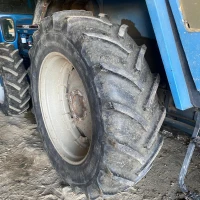 TRATTORE CAMPO APERTO LANDINI 10000 DT