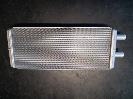 RADIATORE RISCALDAMENTO CNH