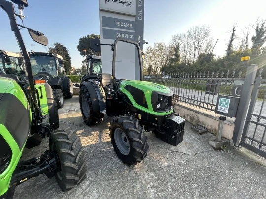 TRATTORE VIGNETO DEUTZ-FAHR 3060 DT