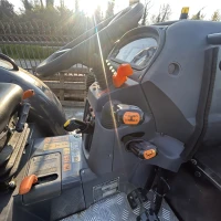 TRATTORE VIGNETO DEUTZ-FAHR 3060 DT