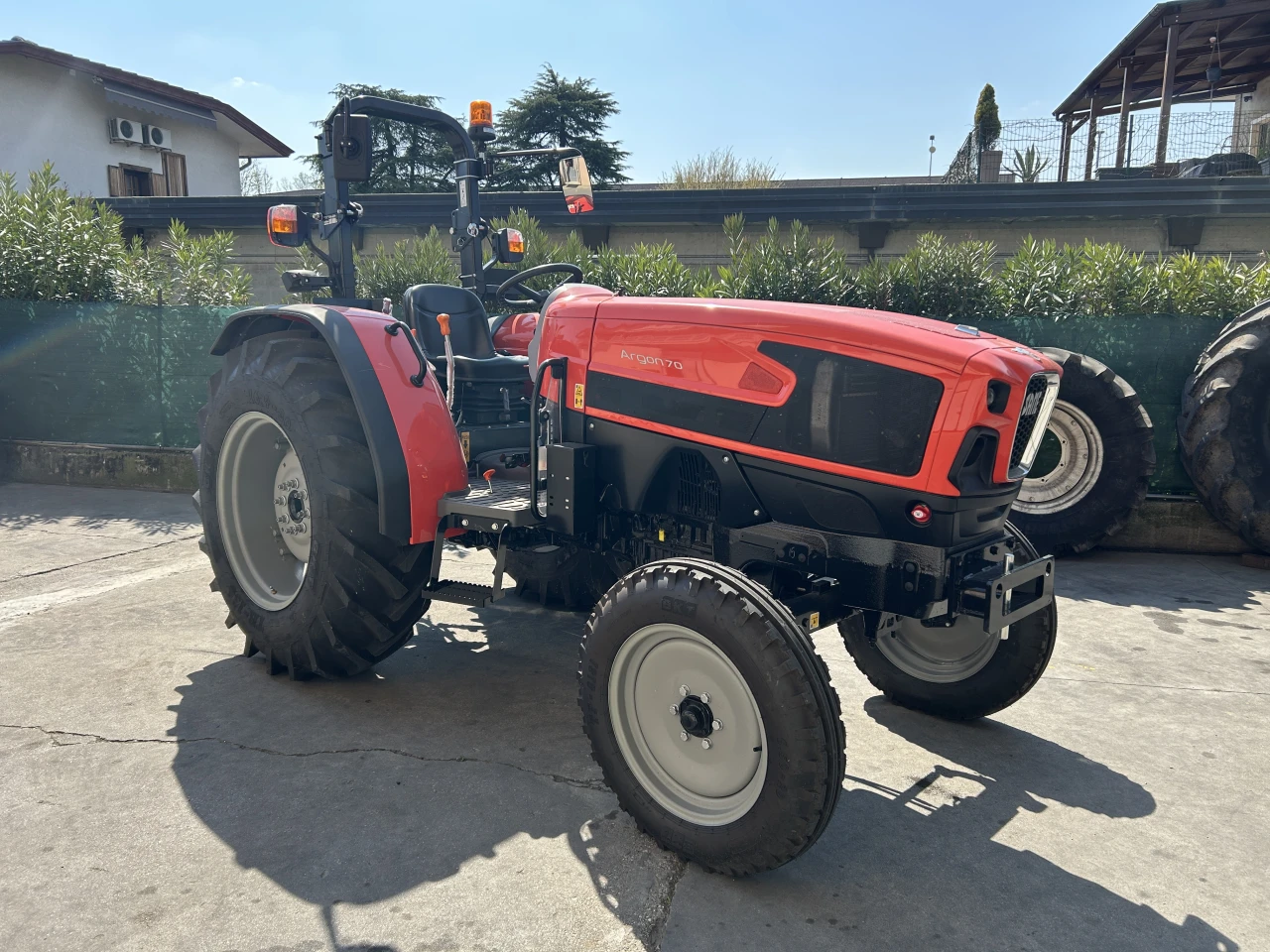TRATTORE CAMPO APERTO SAME ARGON 70 2RM