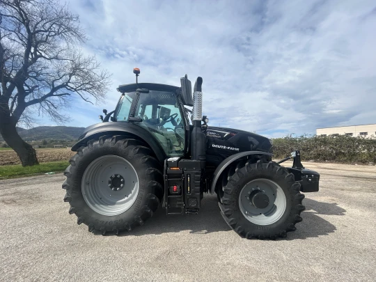 TRATTORE CAMPO APERTO DEUTZ-FAHR 6180 TTV WARRIOR EX PROVE