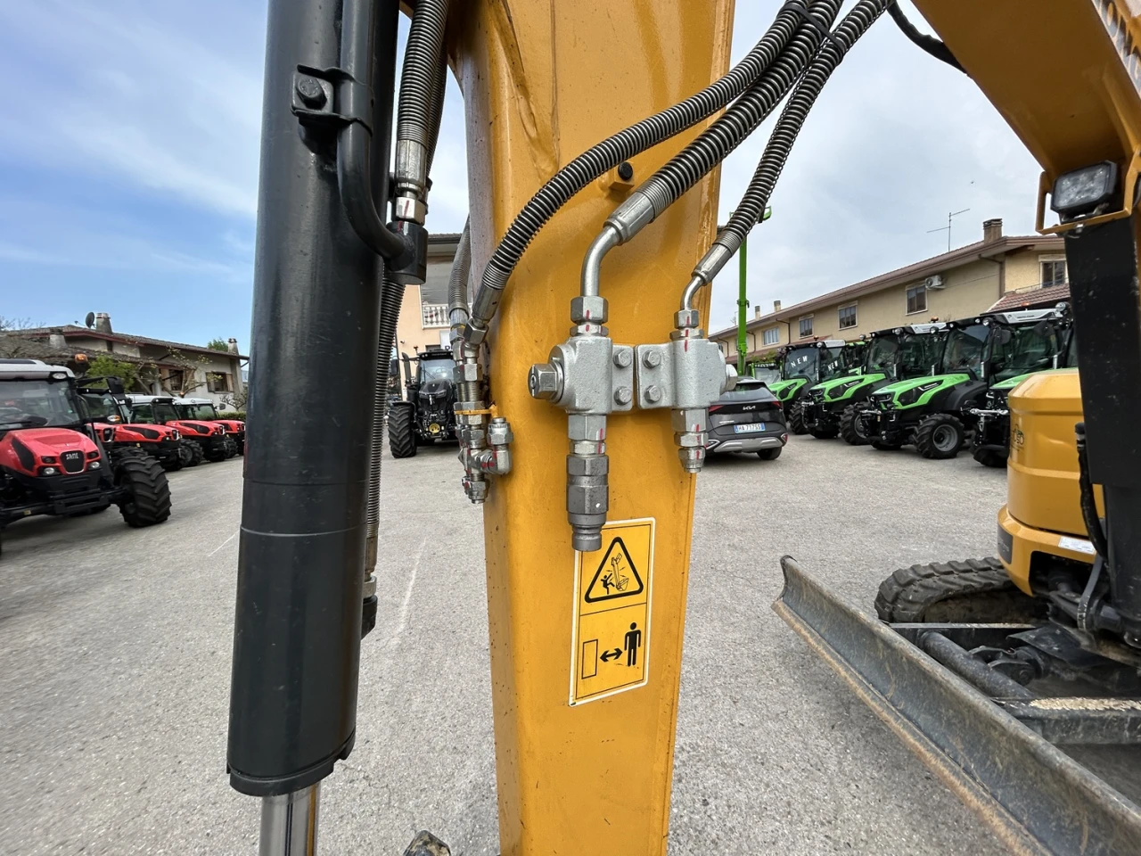 ESCAVATORE LIUGONG 9035