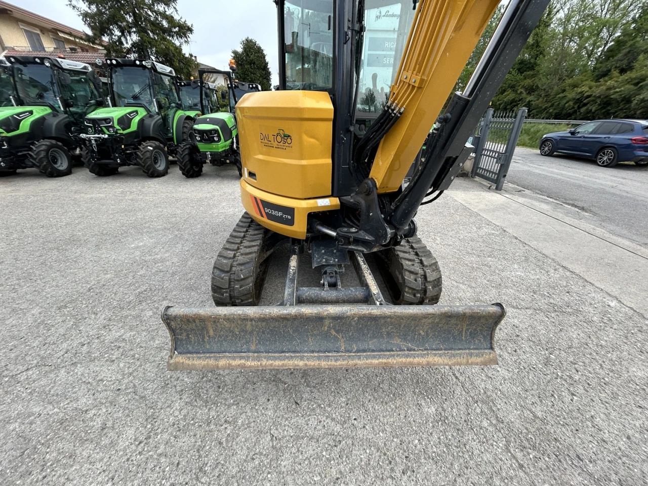 ESCAVATORE LIUGONG 9035
