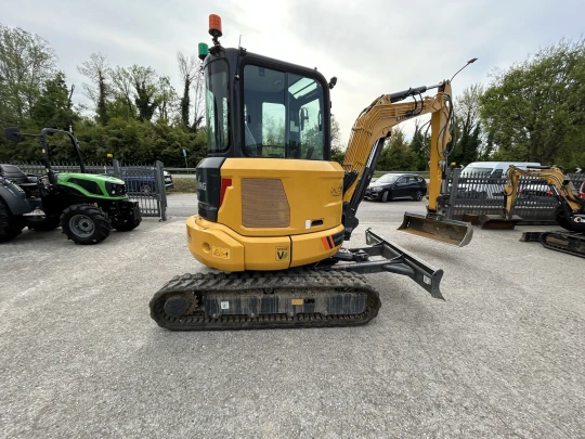 ESCAVATORE LIUGONG 9035