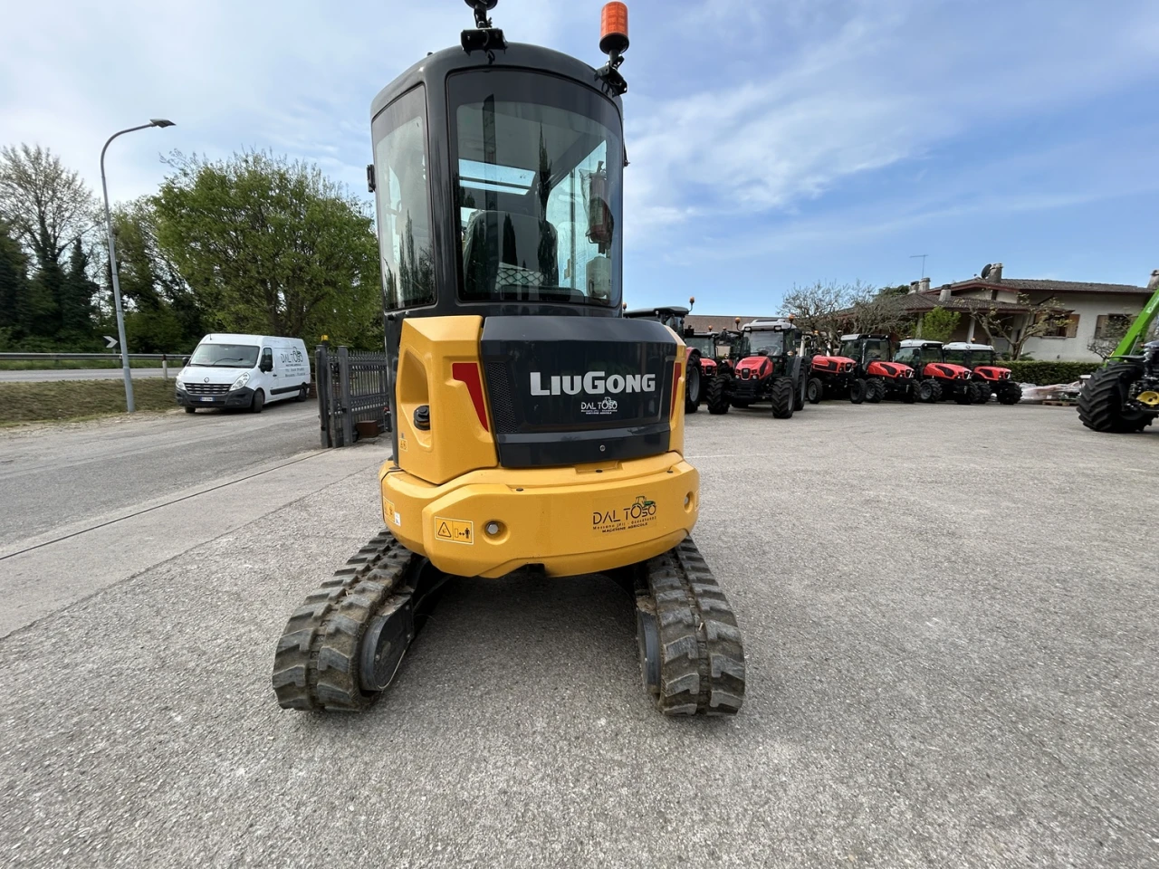 ESCAVATORE LIUGONG 9035