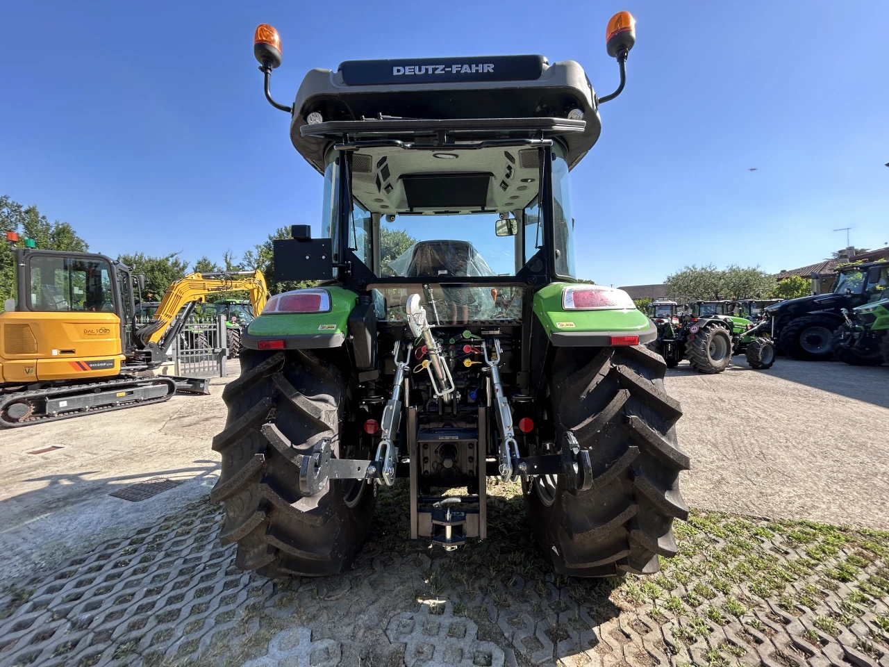 TRATTORE CAMPO APERTO DEUTZ-FAHR 5080 D KEYLINE GS