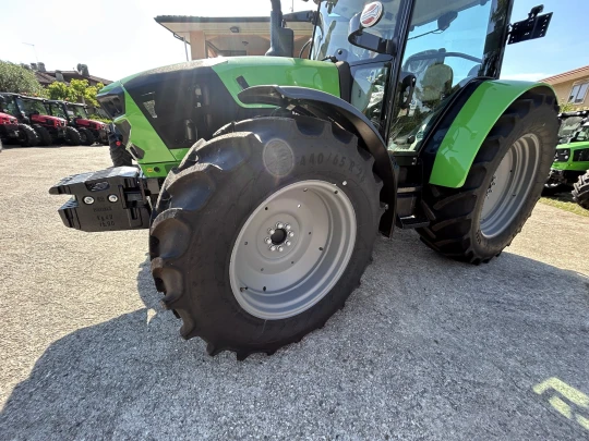 TRATTORE CAMPO APERTO DEUTZ-FAHR 5125 GS