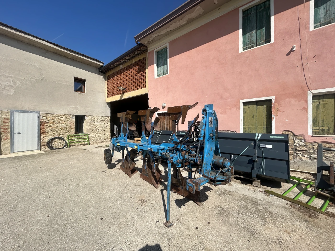 TRIVOMERE FRESCHI
