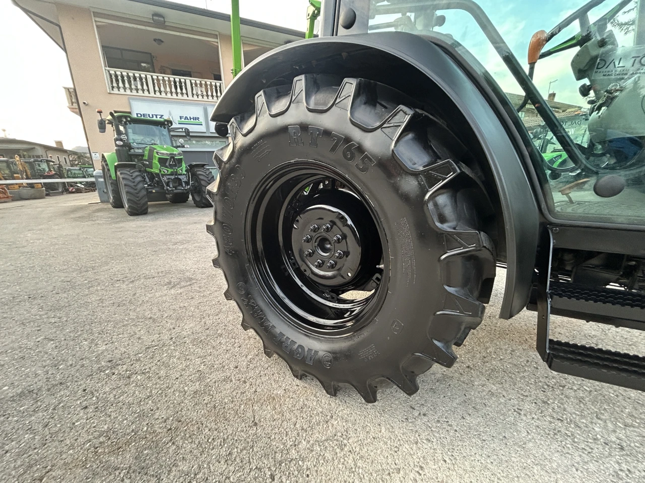 TRATTORE CAMPO APERTO DEUTZ-FAHR AGROPLUS 410 GS