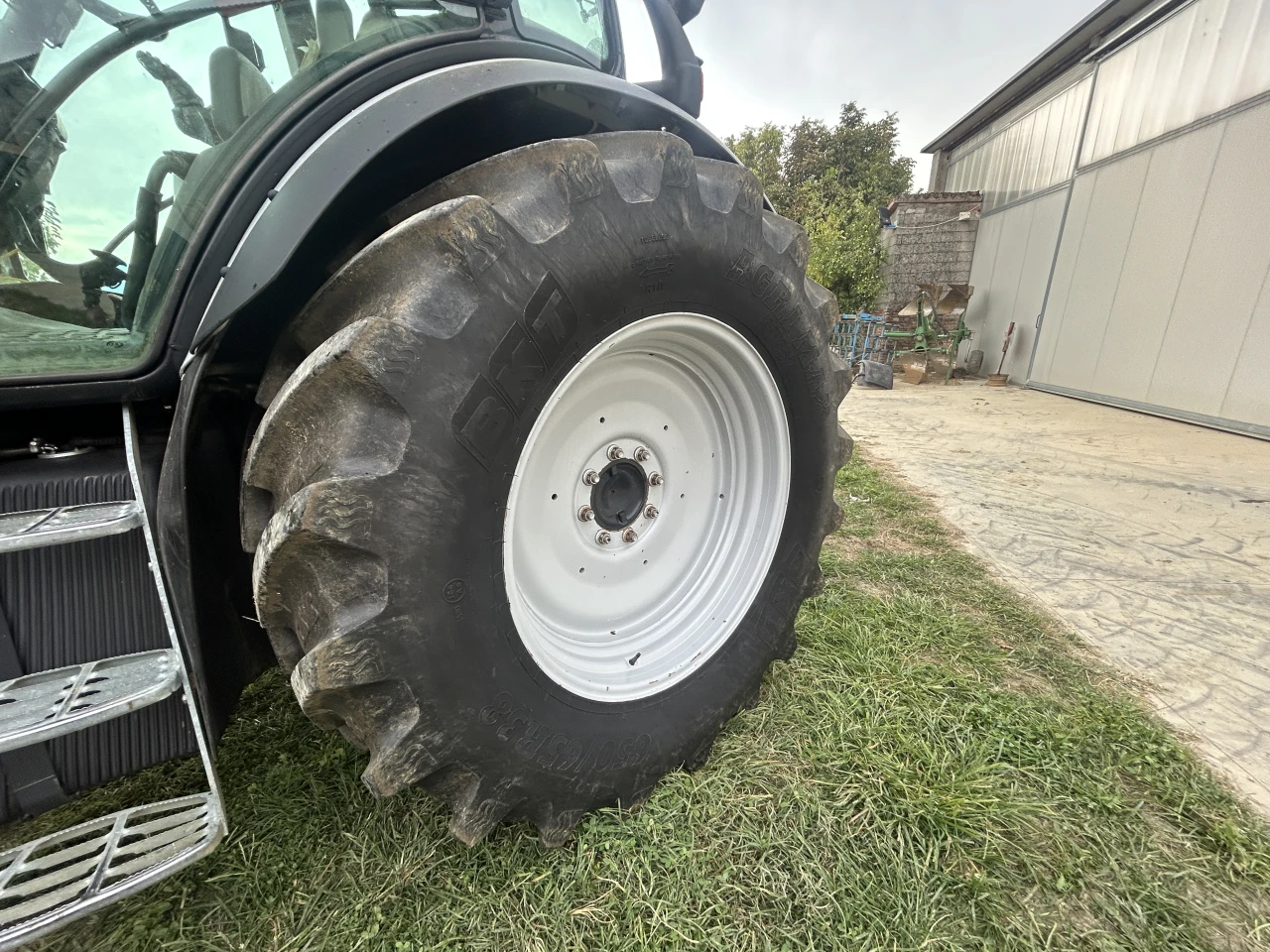 TRATTORE CAMPO APERTO LAMBORGHINI R6 170 VRT