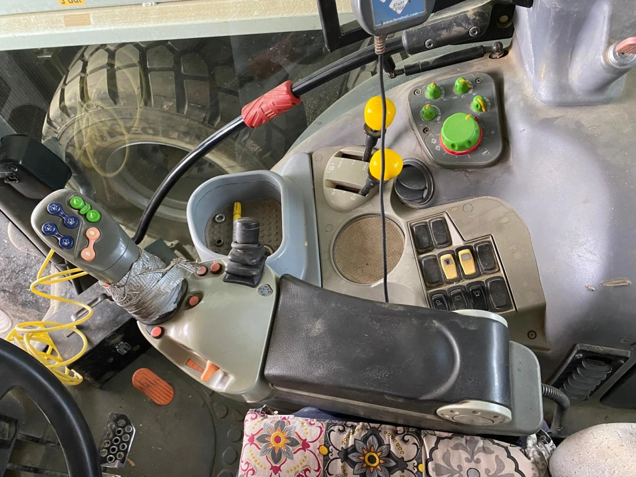 TRATTORE CAMPO APERTO LAMBORGHINI R6 170 VRT